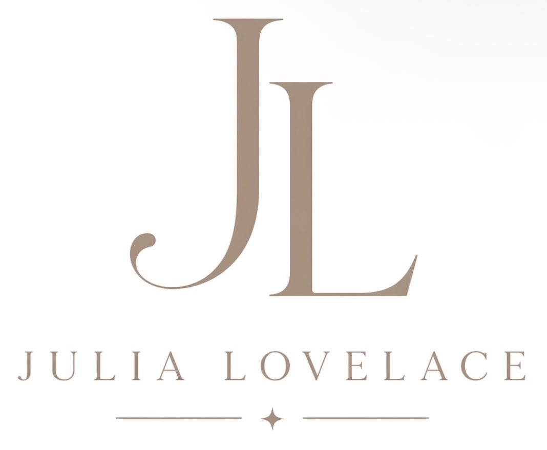 Julia Lovelace